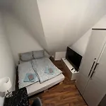 Zimmer In Innenstadtwohnung