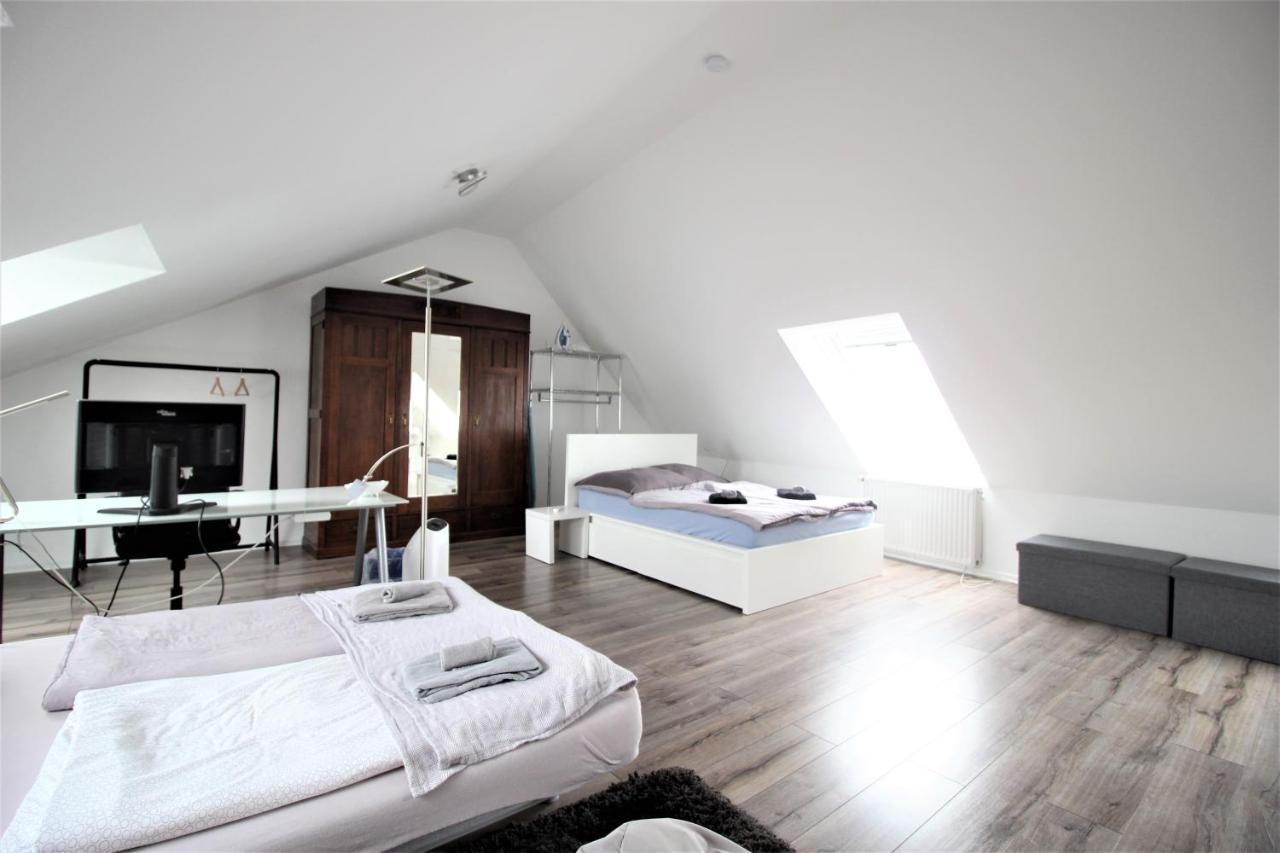 Zimmer In Innenstadtwohnung Homestay Wurzburg