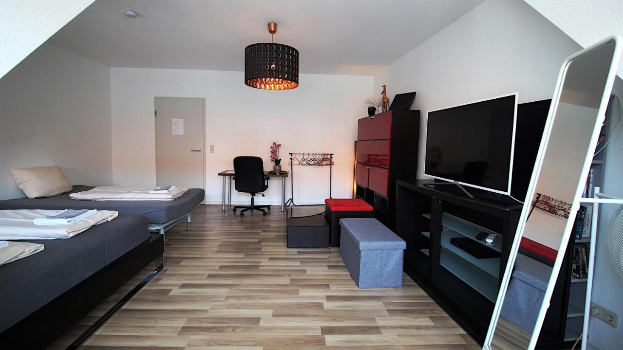 Zimmer In Innenstadtwohnung Homestay Wurzburg