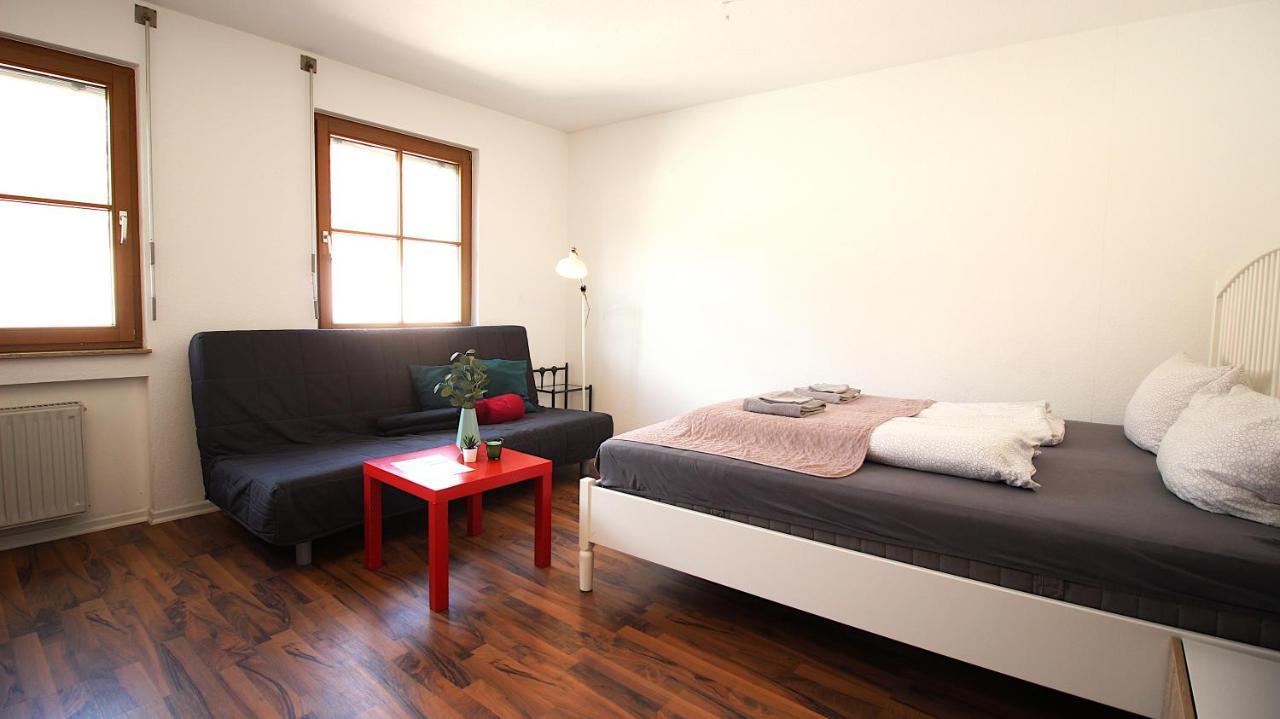 Zimmer In Innenstadtwohnung Homestay Wurzburg