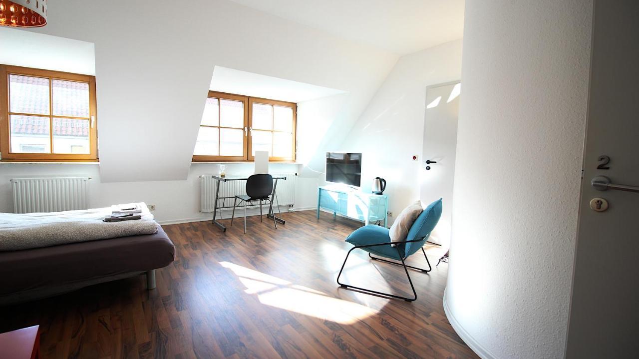 Zimmer In Innenstadtwohnung Homestay Wurzburg