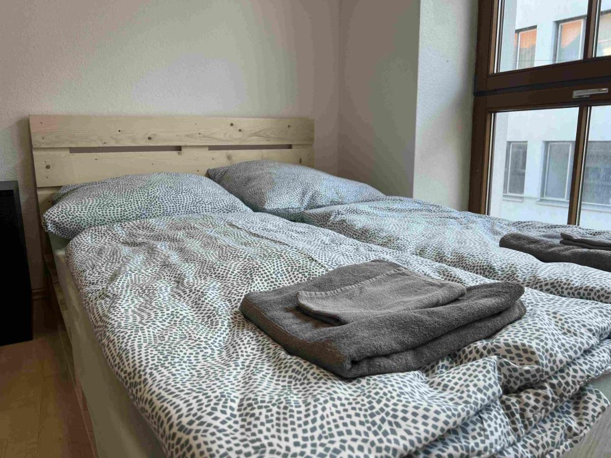Zimmer In Innenstadtwohnung