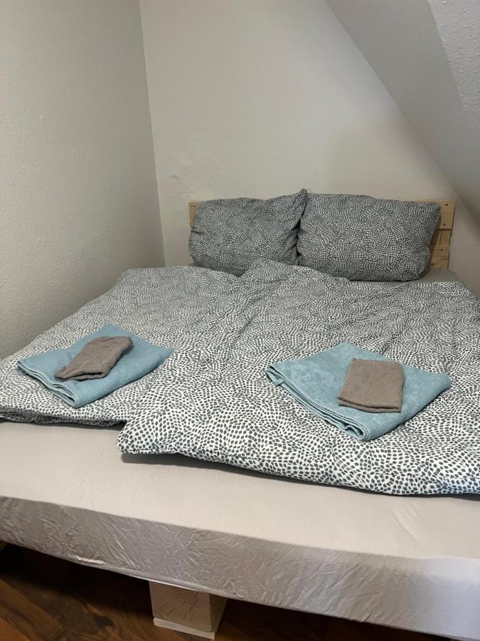Homestay Zimmer In Innenstadtwohnung *